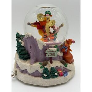 Disney Winnie the Pooh Holiday Concert Tonite Musical Snow Globe Christmas Decor